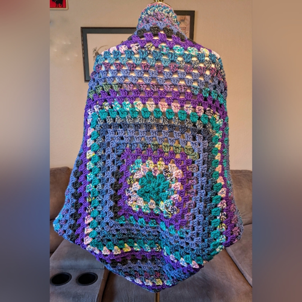 NEW, Crochet granny square cardigan, handmade, Size Large-2XL - Picture 7 of 7